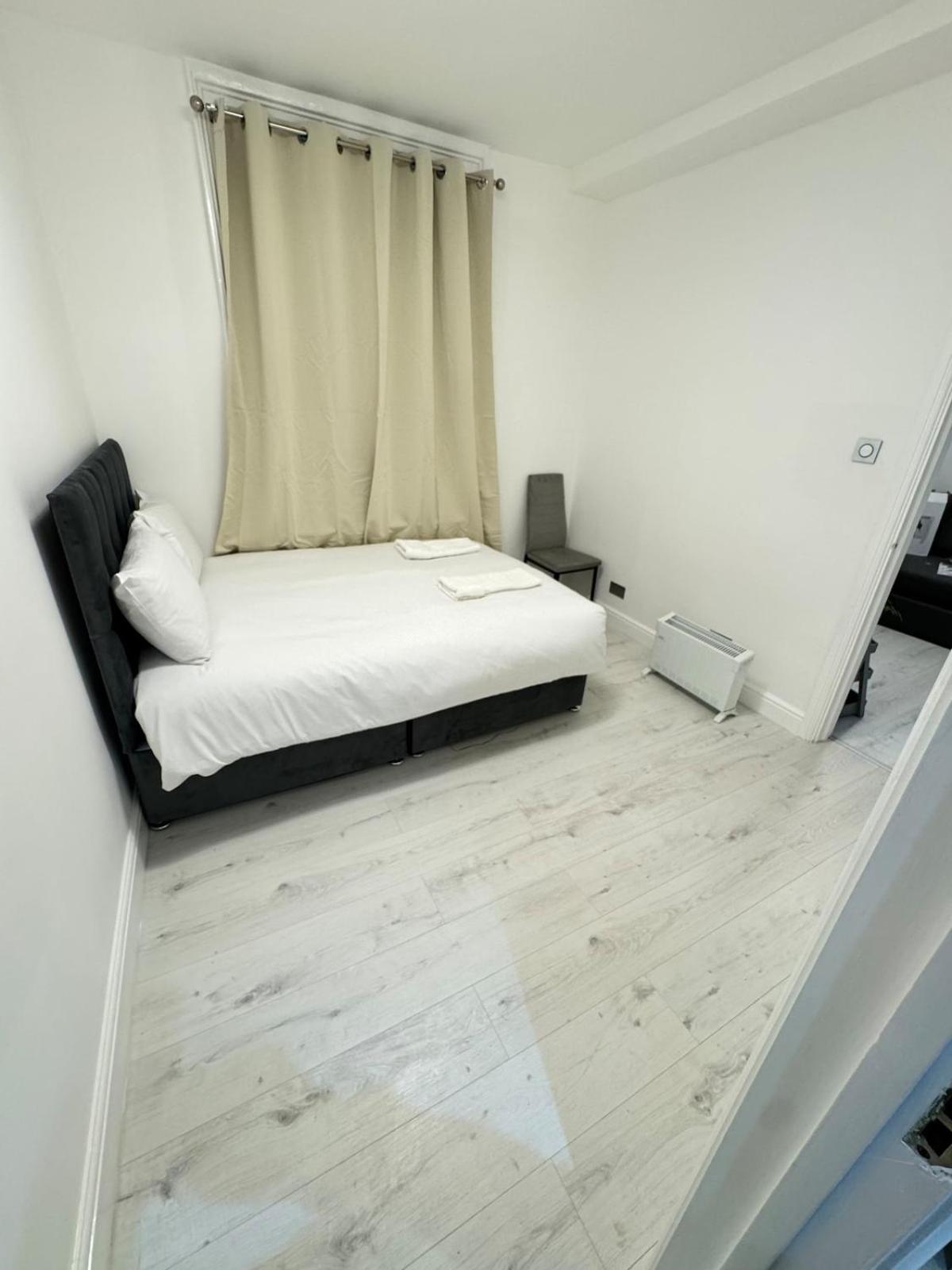 One Bedroom Flat Victoria London Exterior photo