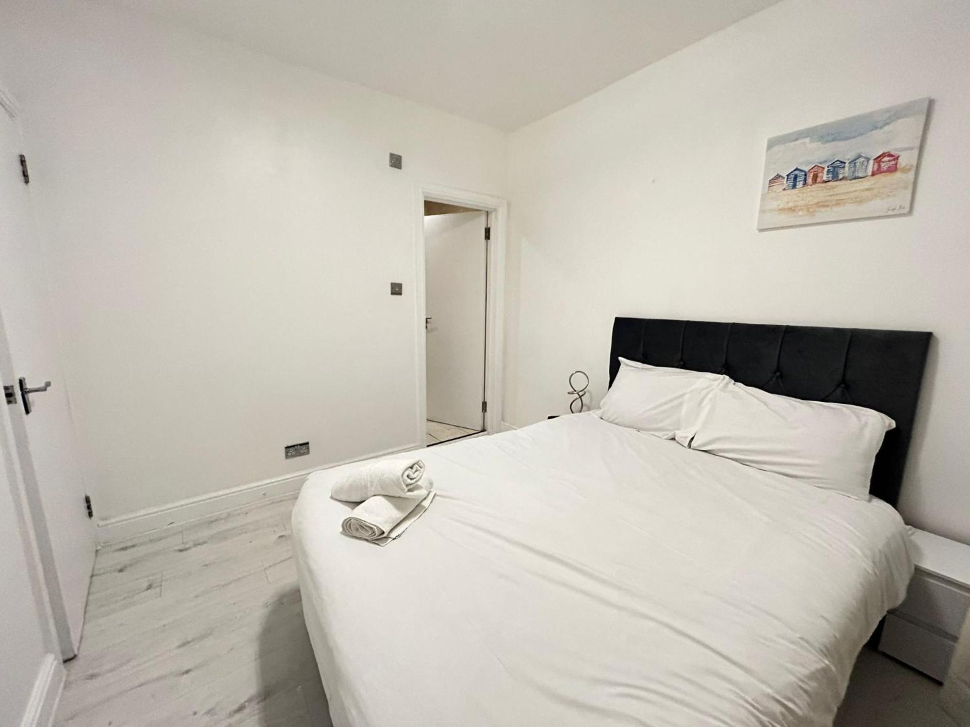 One Bedroom Flat Victoria London Exterior photo